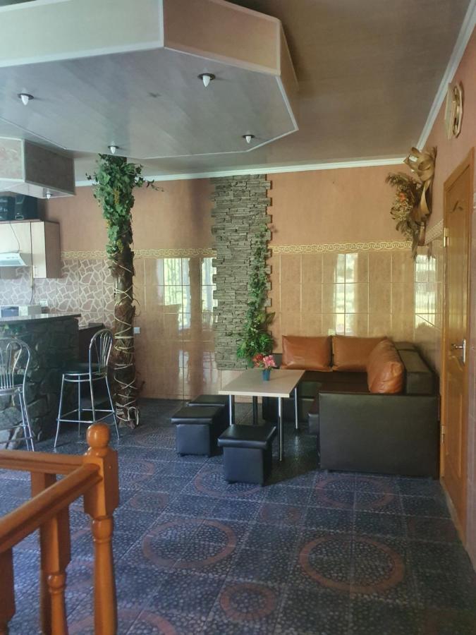 Дом Для Души С Бассейном Целиком Hotel Vinnytsia Luaran gambar